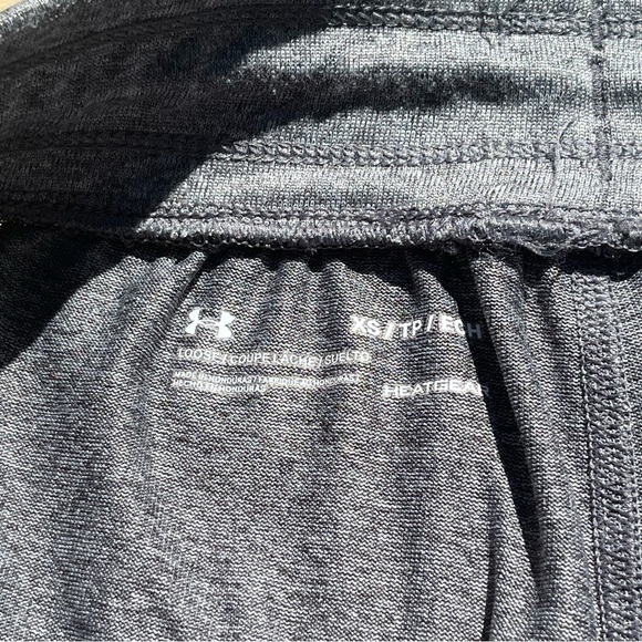 Grey womens XS Under Armour joggers sweatpants running athletic Loose fit pants - Picture 4 of 6